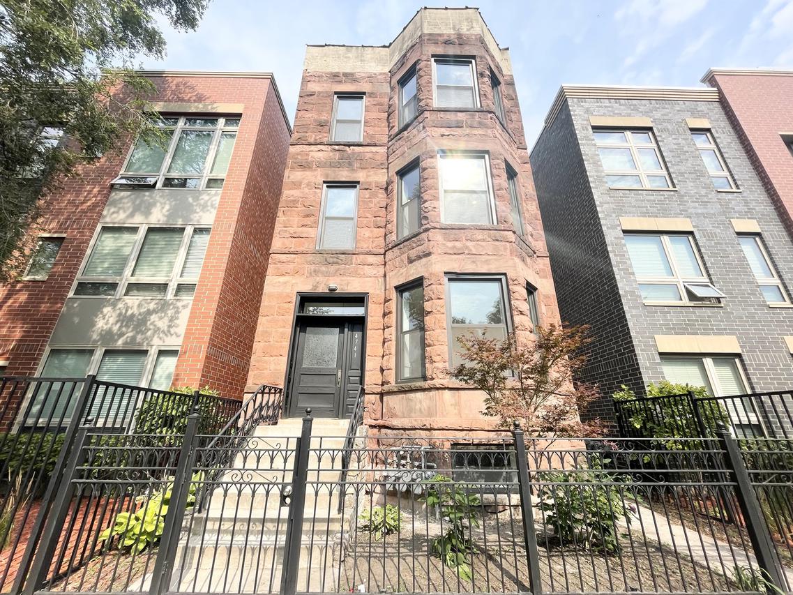 4741 S Evans Ave., Chicago, IL 60615