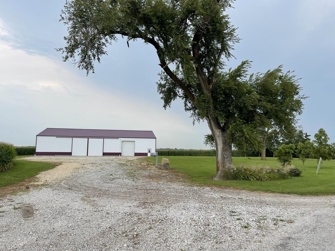 3025 County Road 800, Dewey, IL 61840