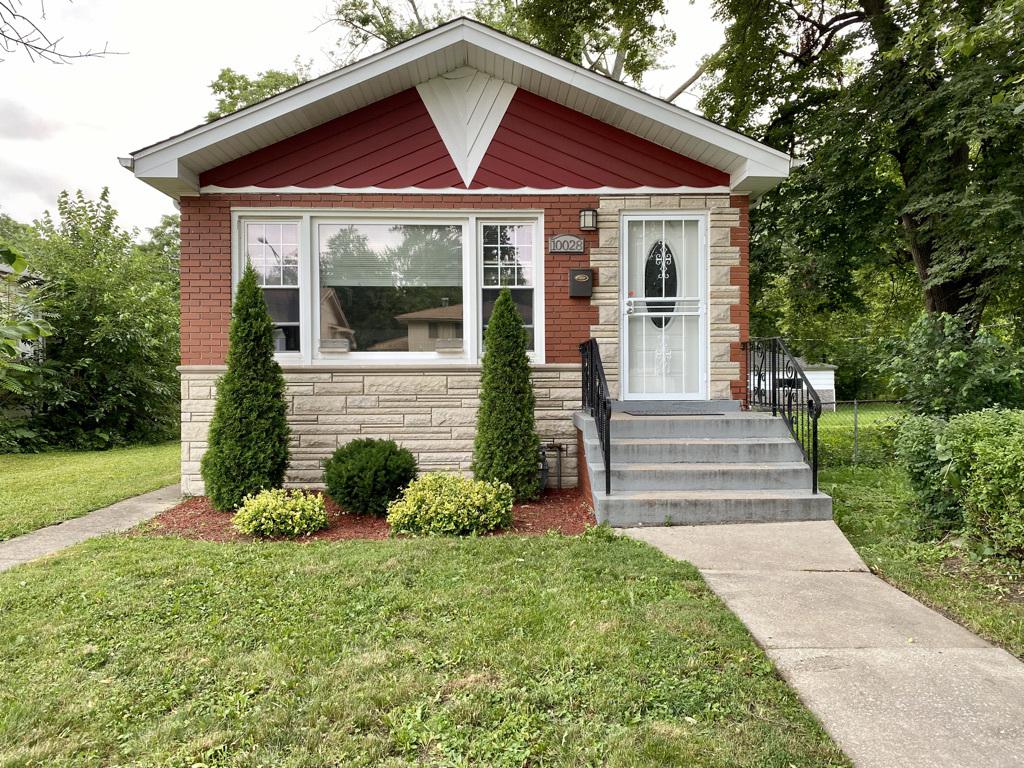 10028 S Malta St., Chicago, IL 60643