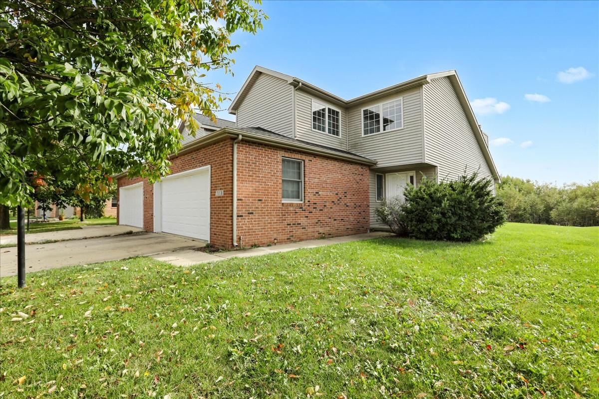 705B Sunflower St. #B, Savoy, IL 61874