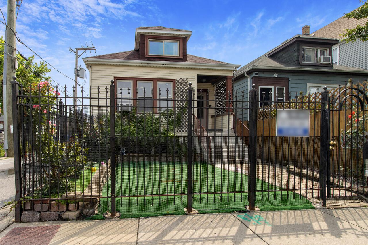 3543 N Kostner Ave., Chicago, IL 60641