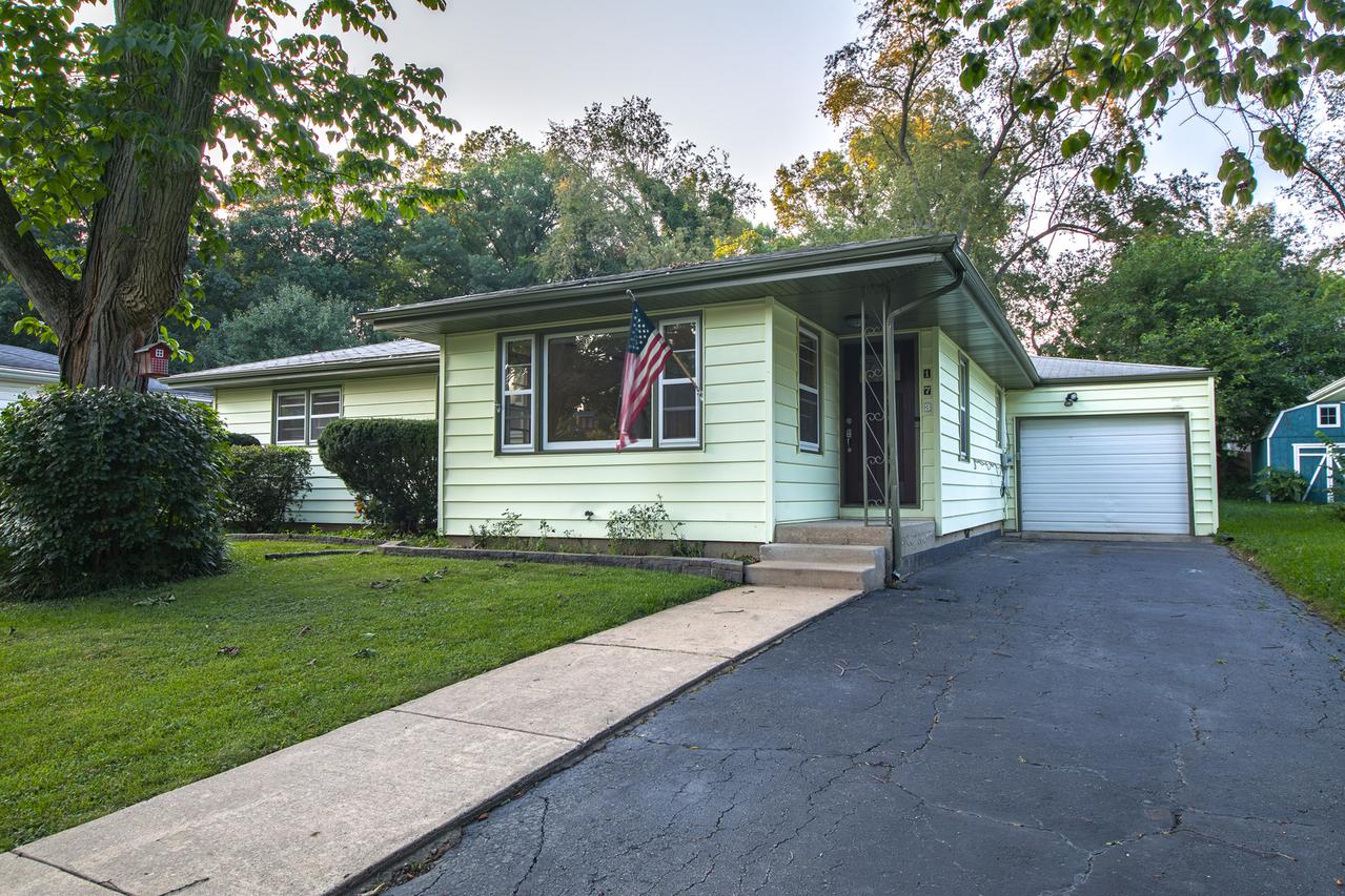 173 Forest St., New Lenox, IL 60451