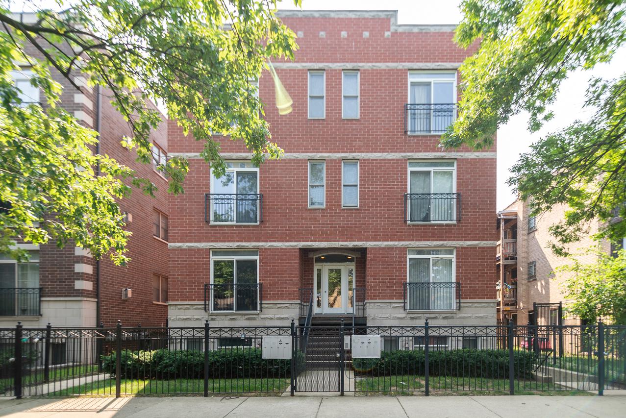 7250 N Oakley Ave. #3S, Chicago, IL 60645