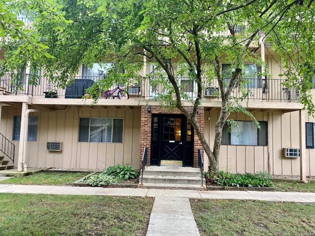 2406 Algonquin Rd. #12, Rolling Meadows, IL 60008