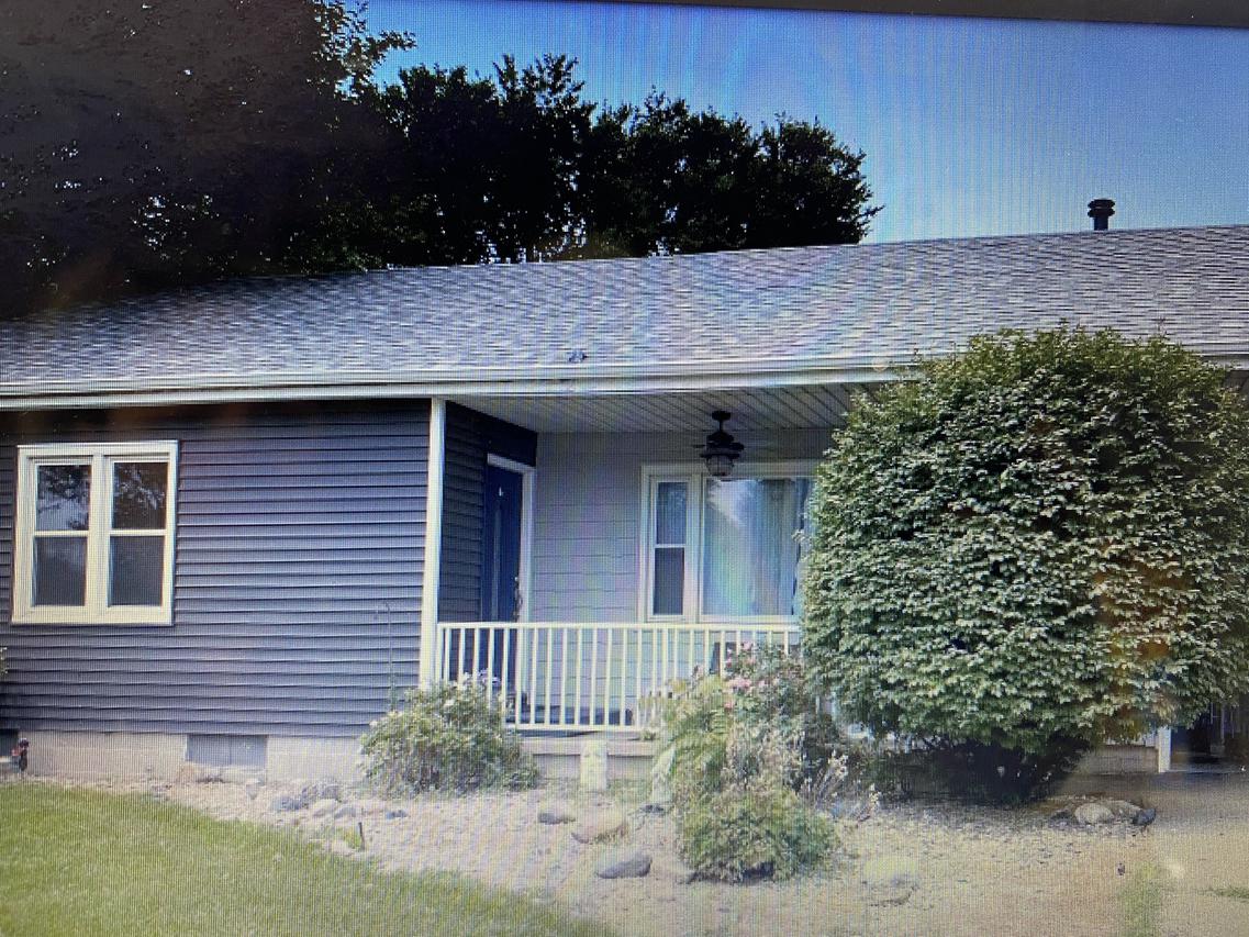 101 S Fairview Pl., Clinton, IL 61727