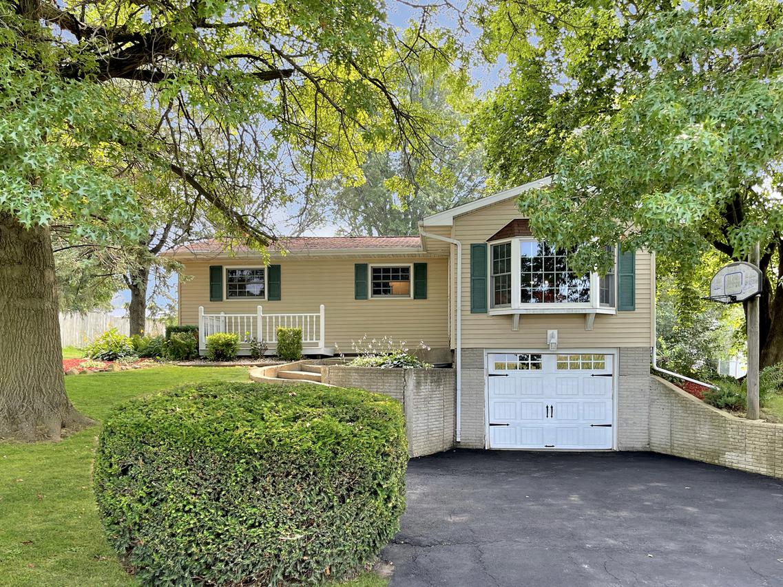 525 Sw Lanark Ave., Lanark, IL 61046