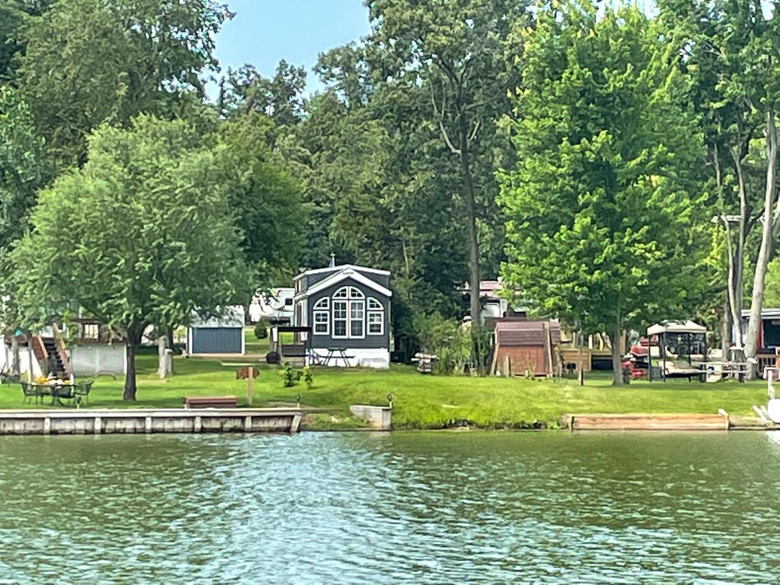 5-401 Woodhaven Lakes, Sublette, IL 61367