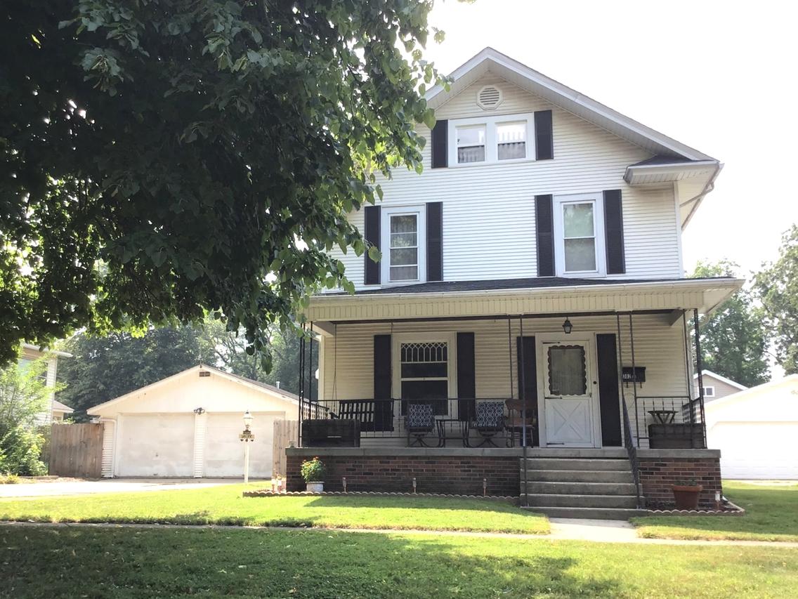 302 N 5th St., Oregon, IL 61061