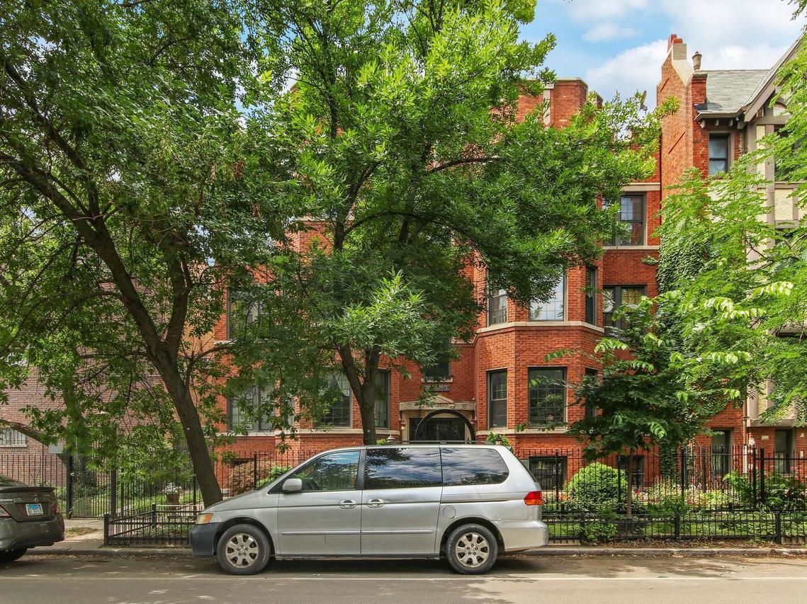 6906 N Ashland Blvd. #GN, Chicago, IL 60626