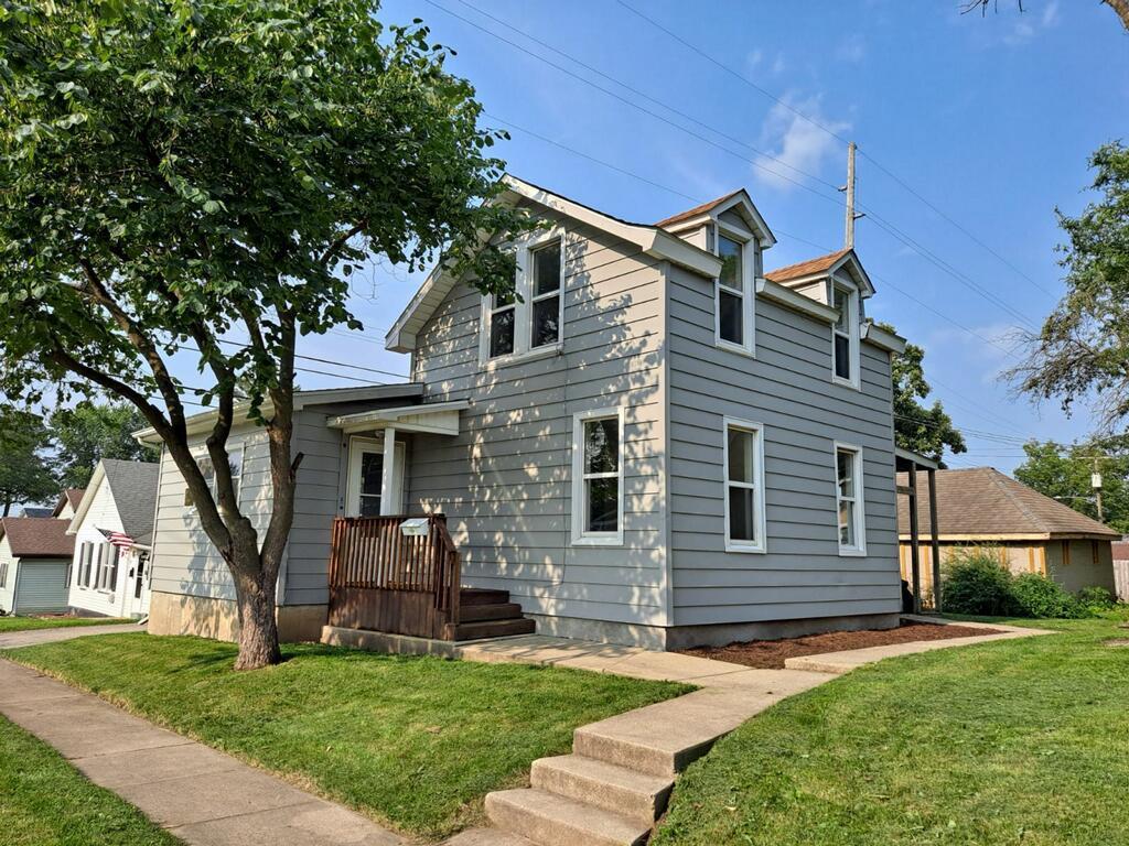 311 N Power St., Spring Valley, IL 61362