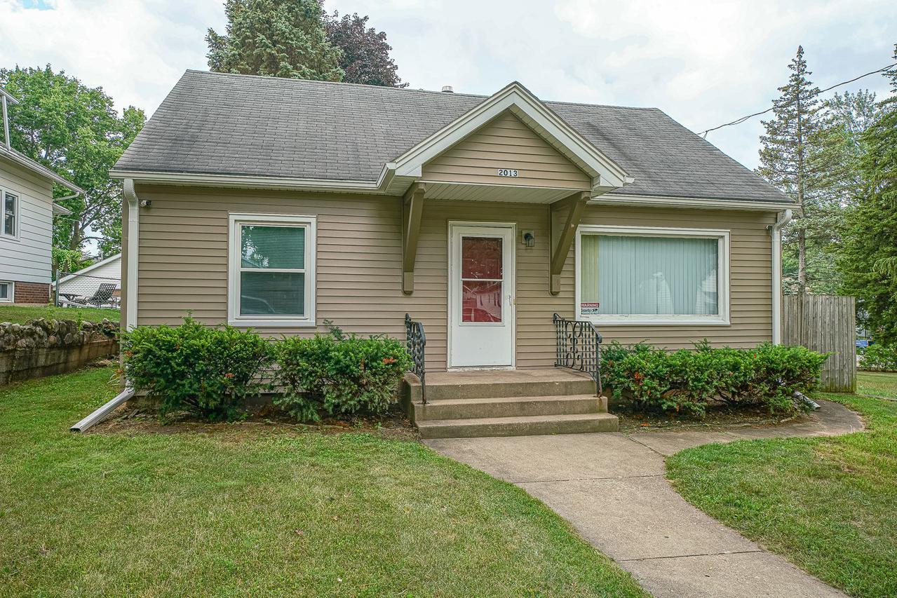 2013 12th Ave., Rockford, IL 61104