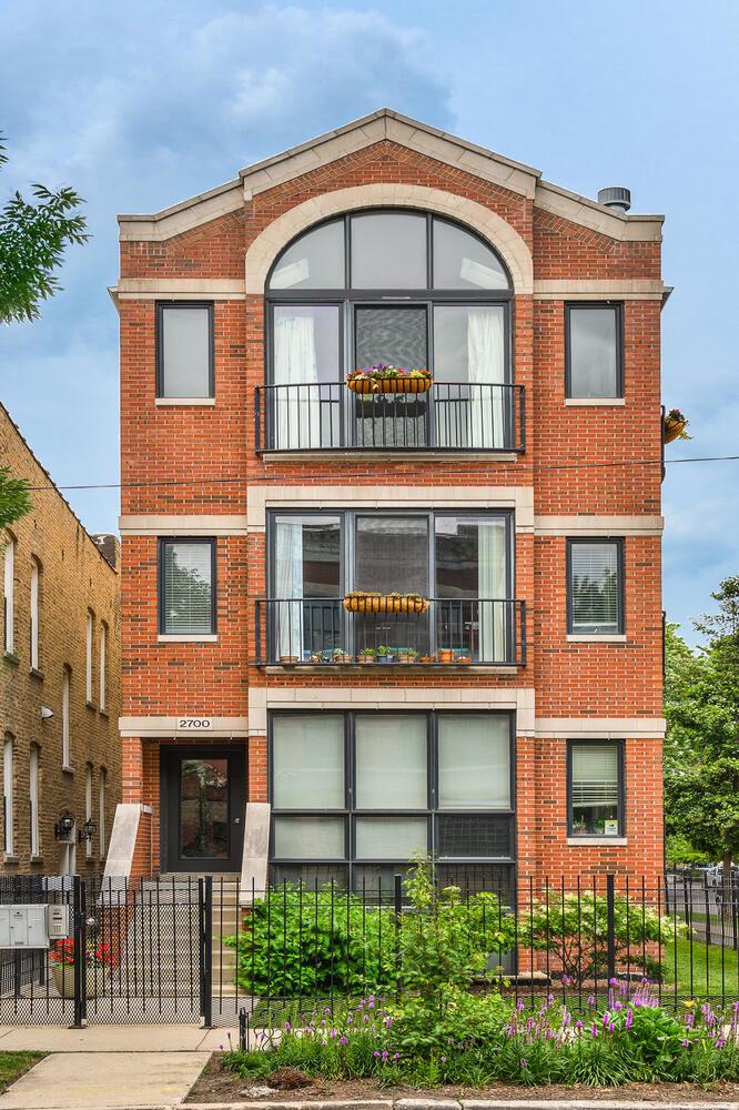 2700 W Thomas St. #3, Chicago, IL 60622