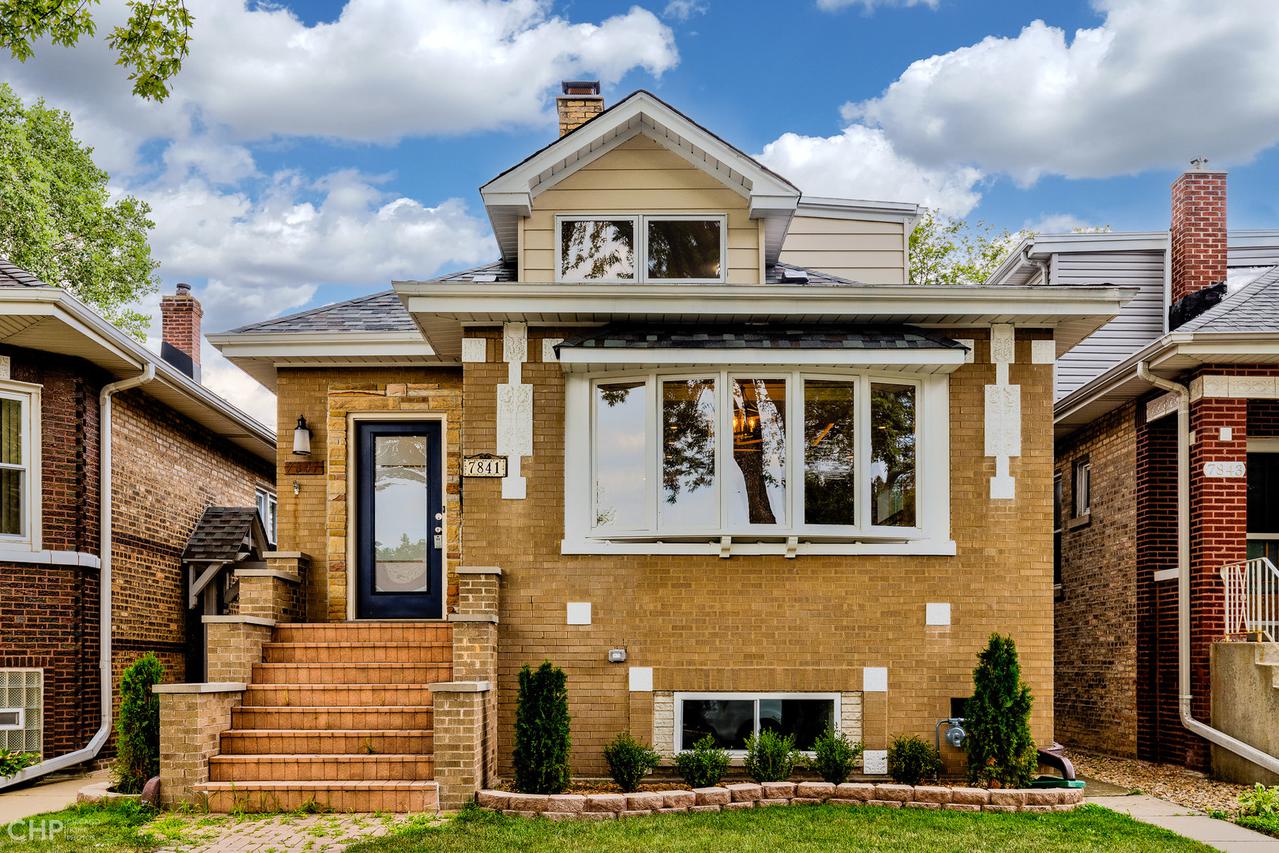 7841 W Westwood Dr., Elmwood Park, IL 60707
