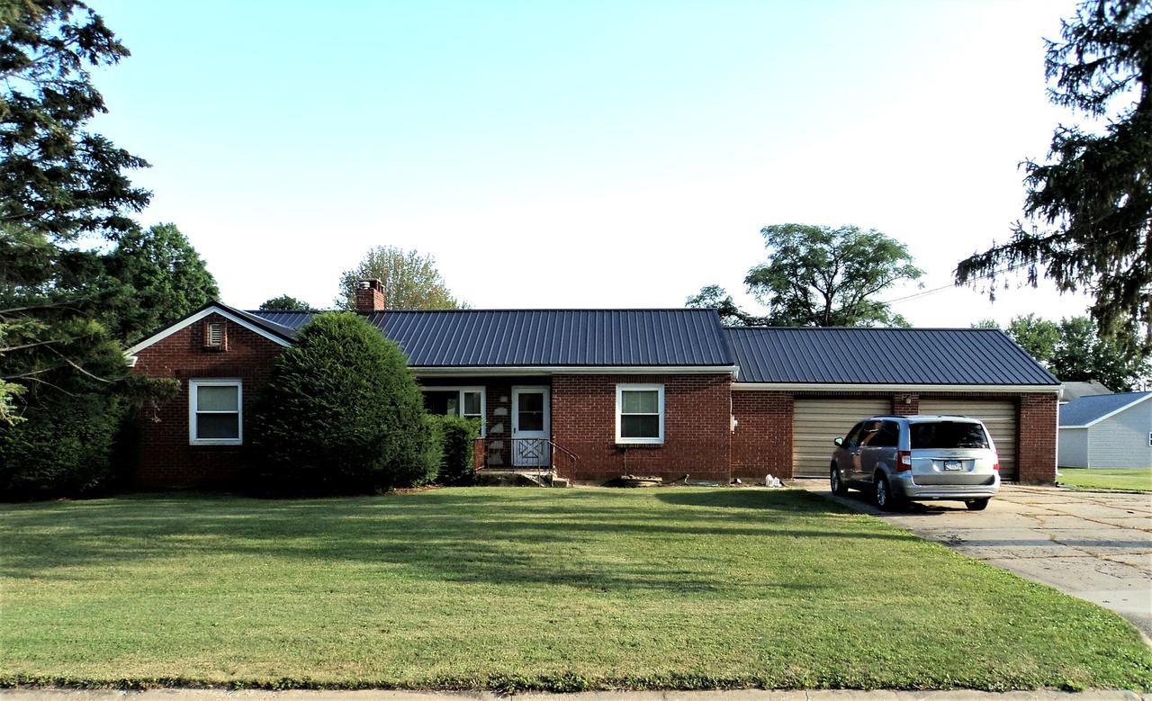 3 E 1st St., Milledgeville, IL 61051