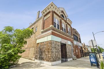 2201 W 21st St., Chicago, IL 60608