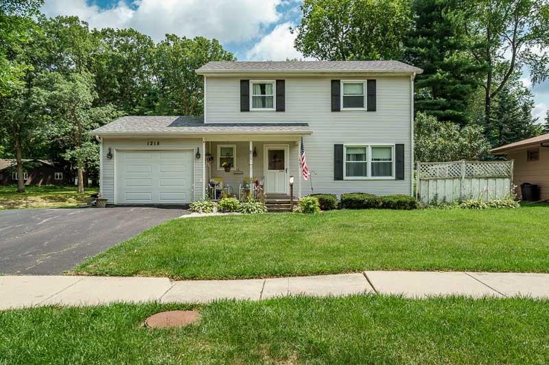 1218 Arnold Ave., Rockford, IL 61108
