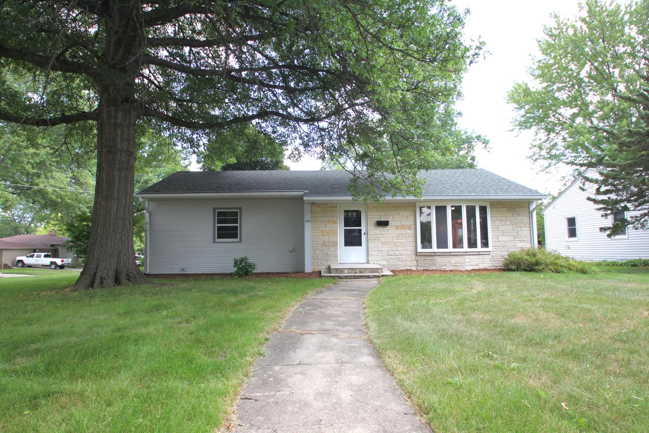 533 Roland Ave., Rockford, IL 61107