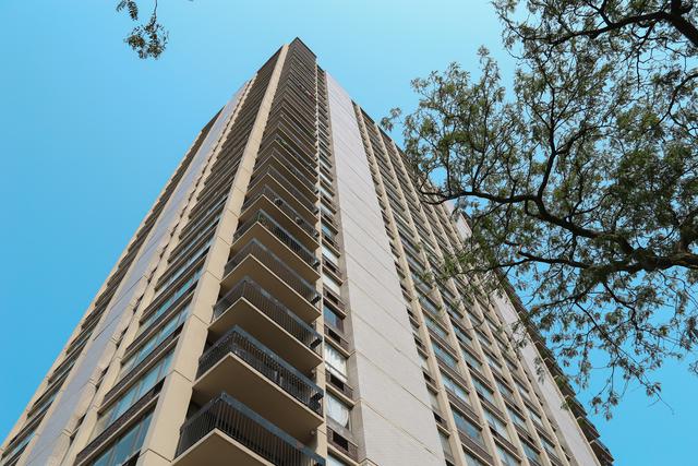 1355 N. Sandburg Ter. #2505, Chicago, IL 60610