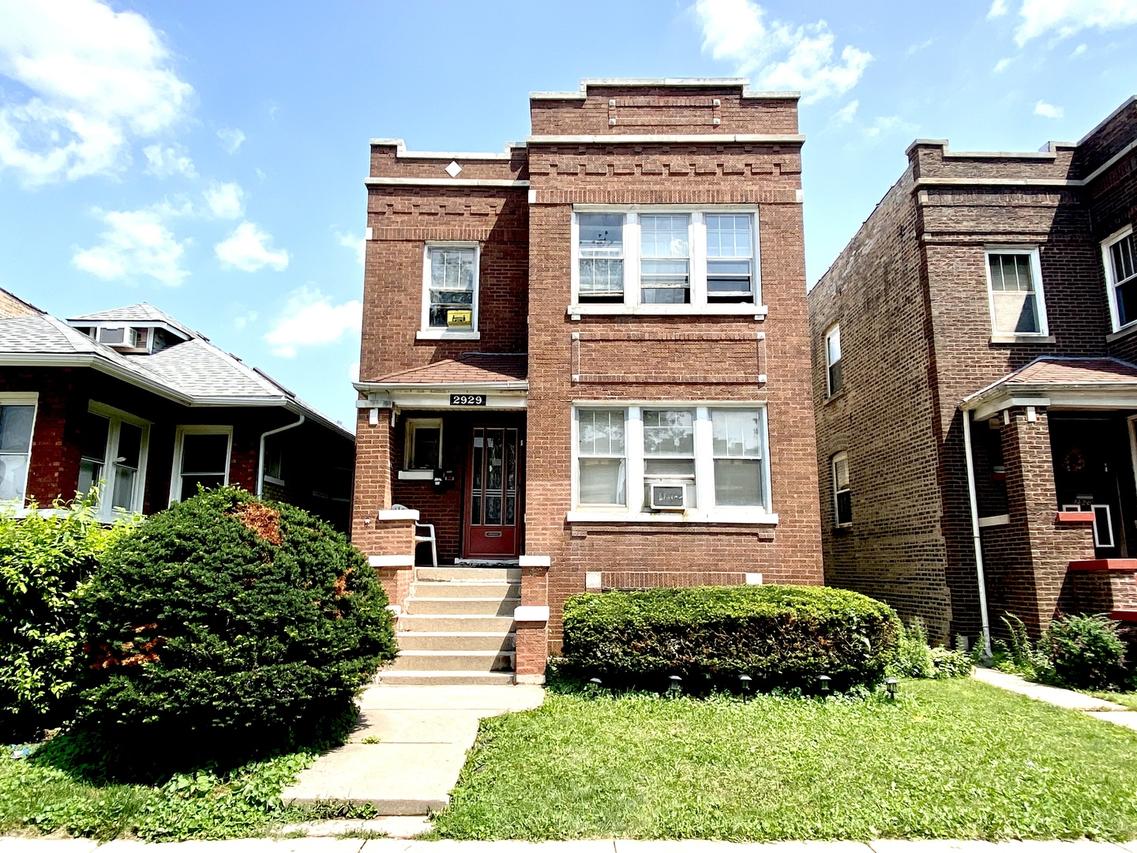 2929 N Harding Ave., Chicago, IL 60618