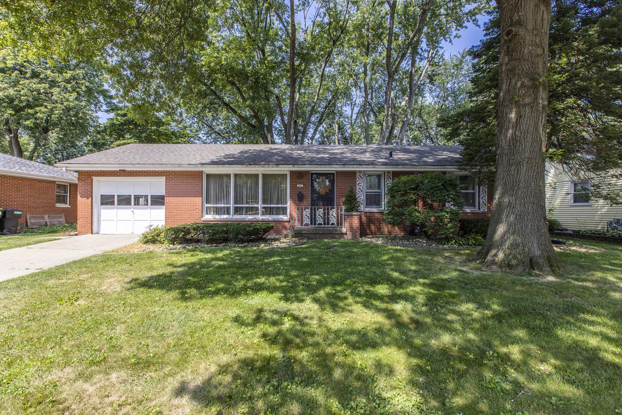307 Margaret Ave., Normal, IL 61761