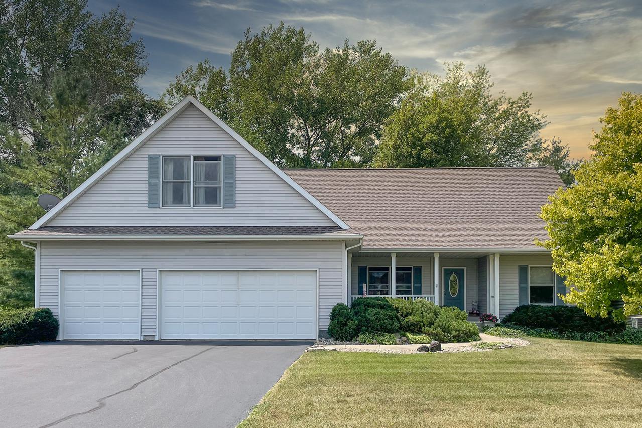 597 Genoa St., Cherry Valley, IL 61016