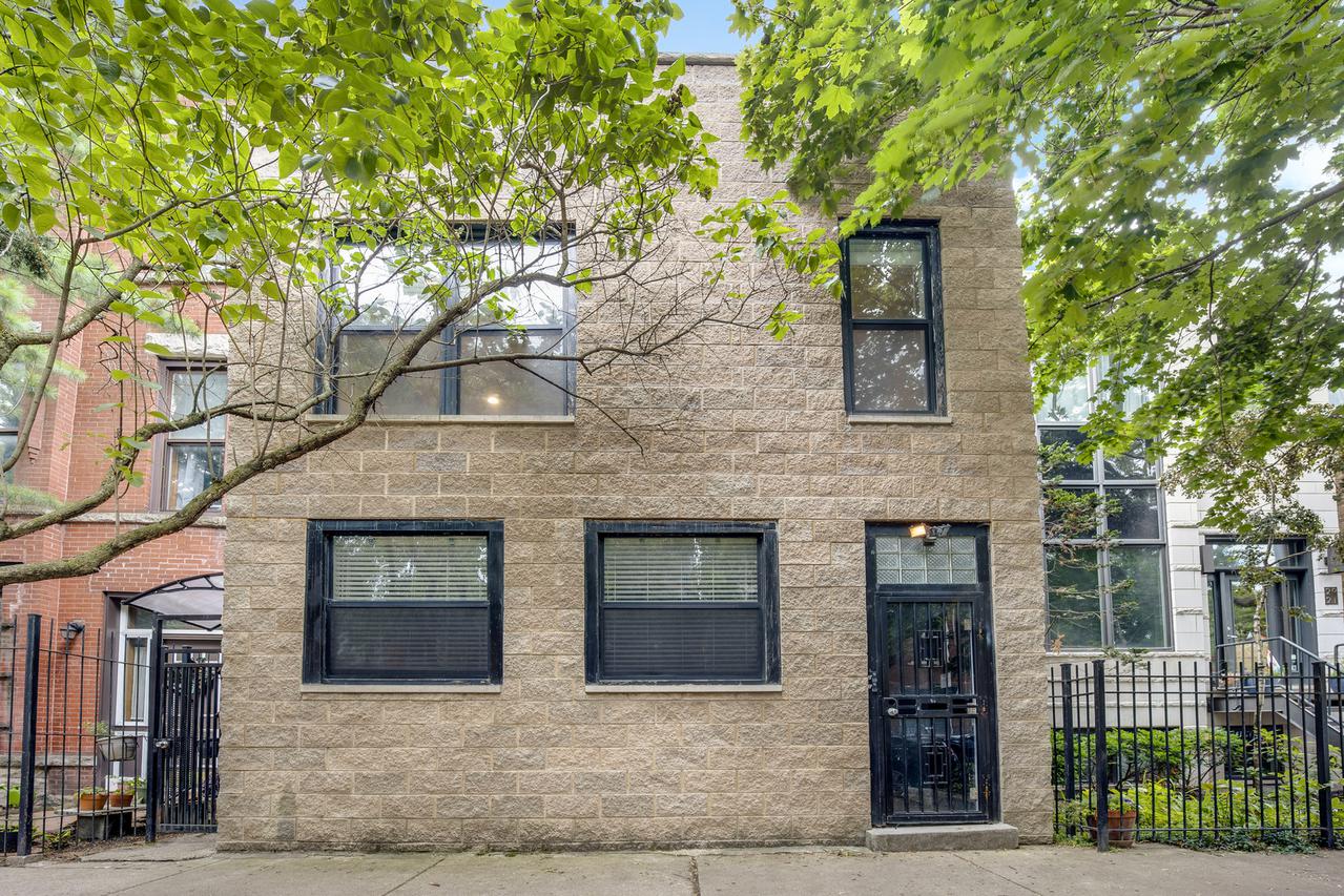 2017 W Crystal St., Chicago, IL 60622