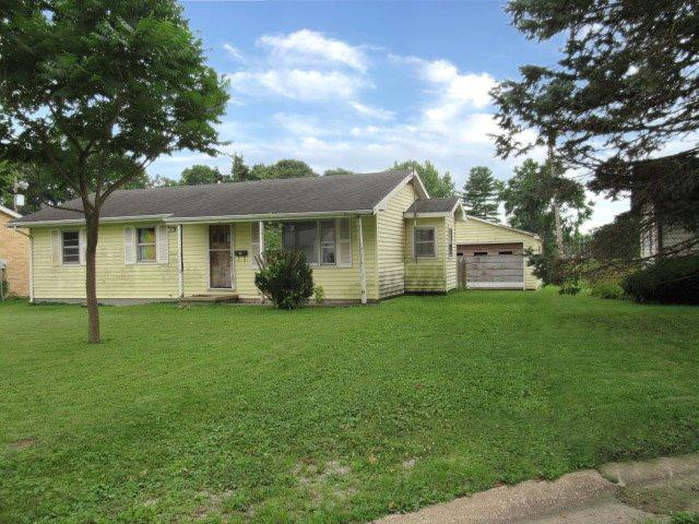 10 Crystal Dr., Danville, IL 61832