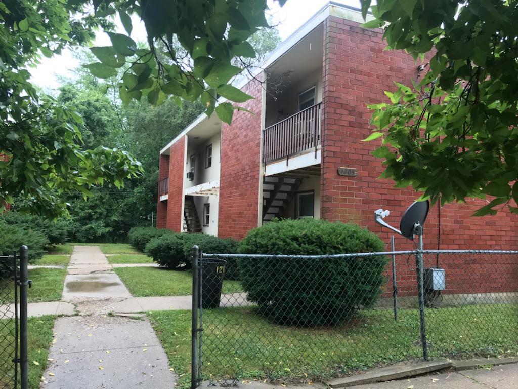 1205 39th Ave., Rockford, IL 61109