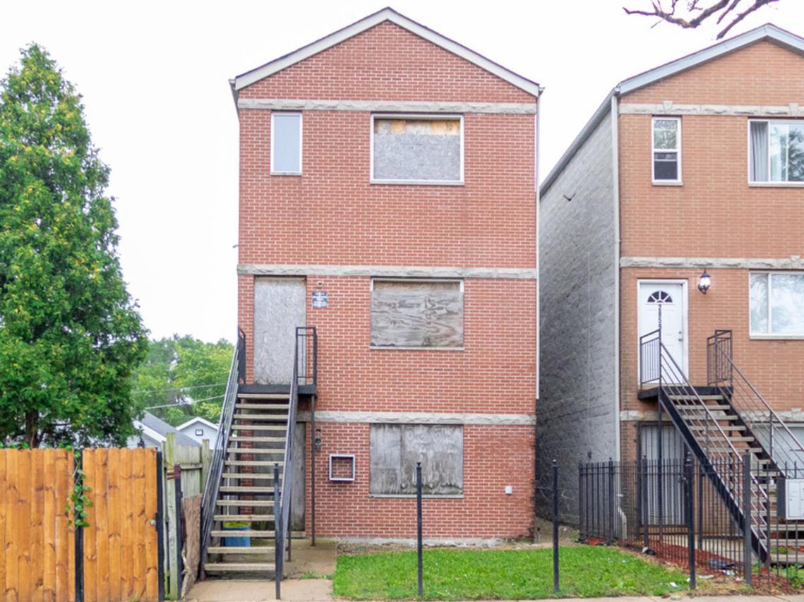 2855 W Arthington St., Chicago, IL 60612