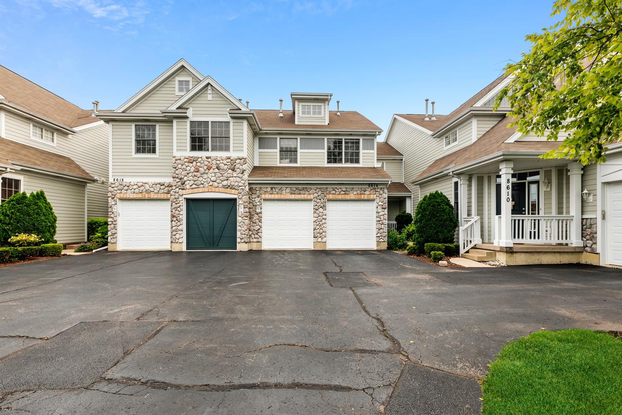 8614 Saddlebred Ct., Frankfort, IL 60423