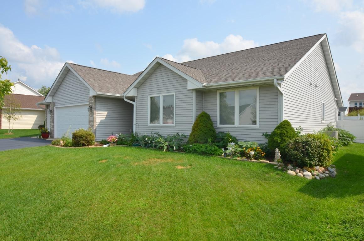 3041 Vaughndale Dr., Machesney Park, IL 61115