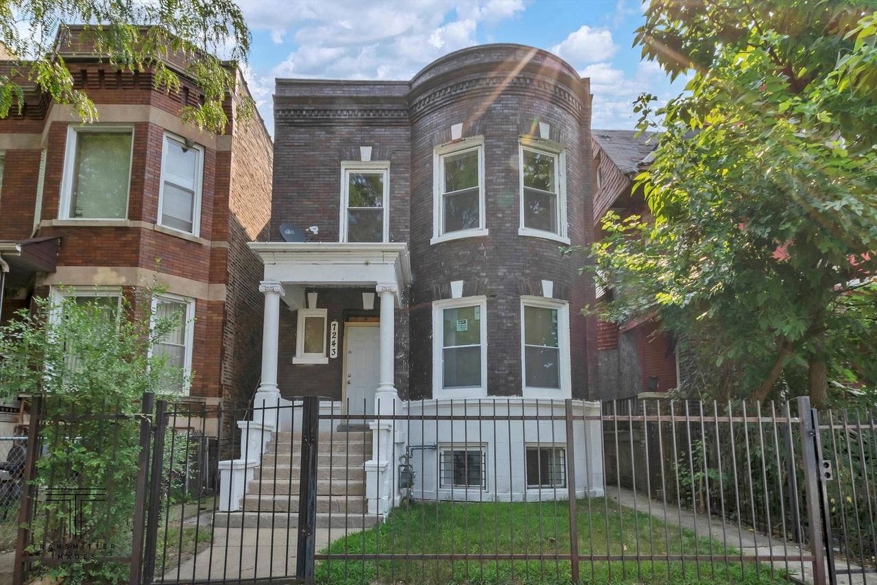 7243 S Yale Ave., Chicago, IL 60621