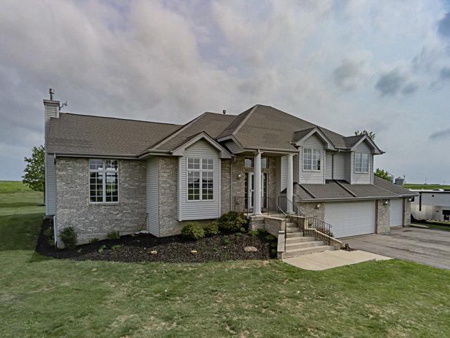 6433 Indian Dr., Dakota, IL 61018