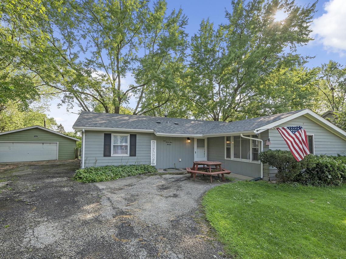 16420 S 89th Ct., Orland Park, IL 60462