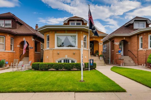 5533 W. Agatite Ave., Chicago, IL 60630