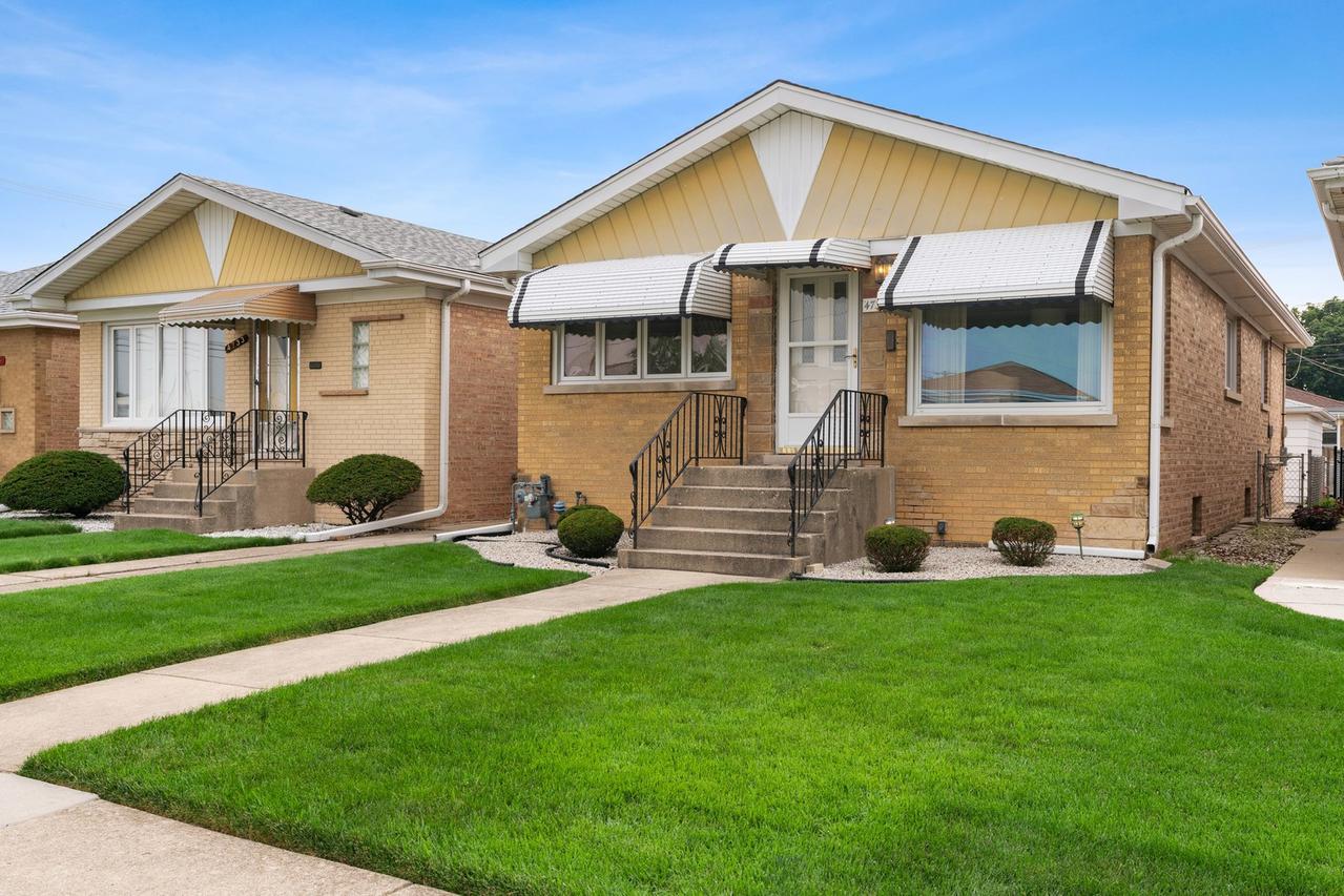 4731 N Octavia Ave., Harwood Heights, IL 60706