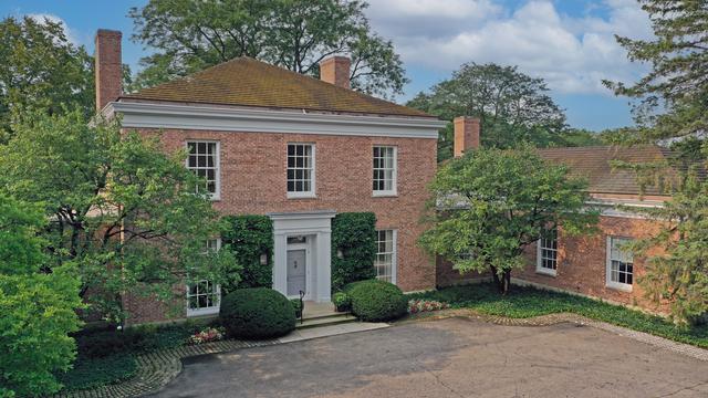171 W. Laurel Ave., Lake Forest, IL 60045
