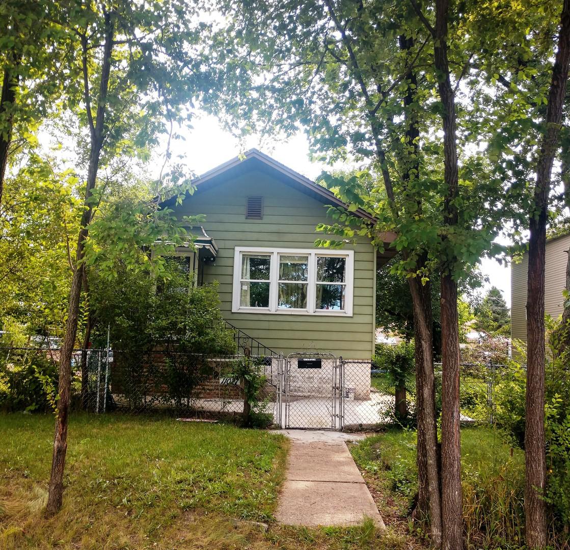 11027 S Mackinaw Ave., Chicago, IL 60617