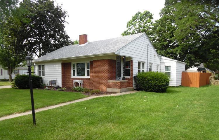 602 Woolf Ct., Rochelle, IL 61068