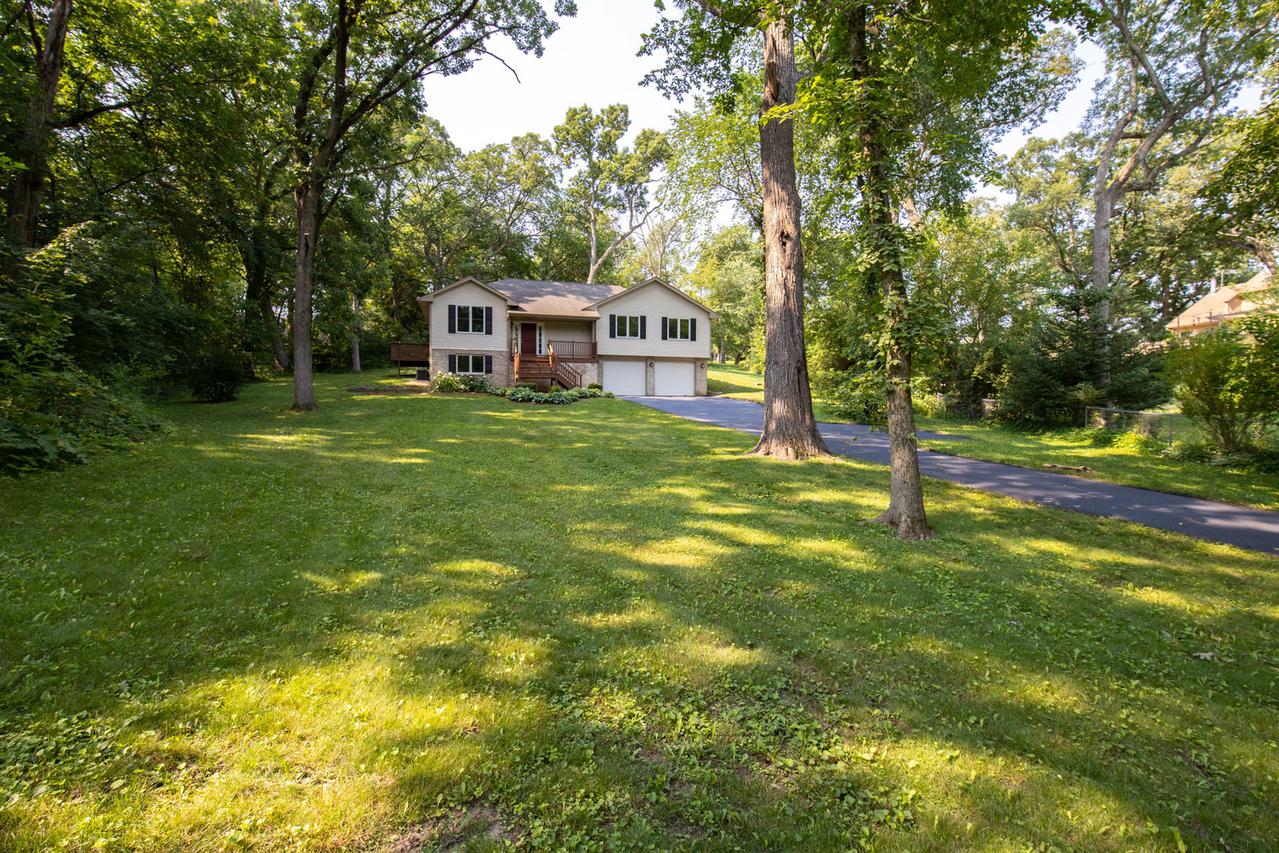 8139 Round Table Ln., Roscoe, IL 61073
