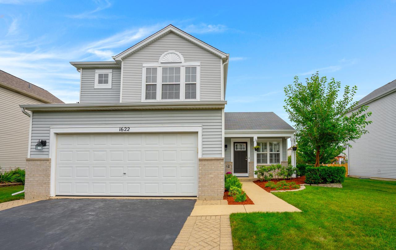 1622 Daylily Dr., Romeoville, IL 60446