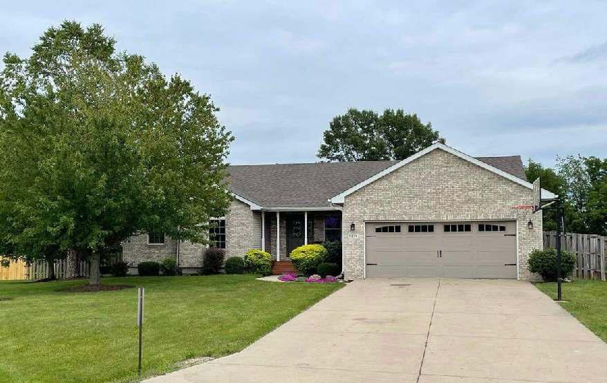 5815 S Indian Trail, Rochelle, IL 61068