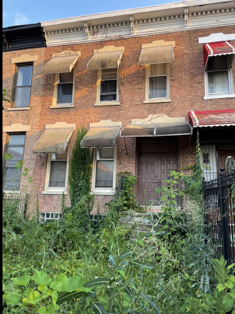 [Address Hidden by Seller], Chicago, IL 60612