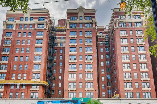 5300 S South Shore Dr. #61, Chicago, IL 60615