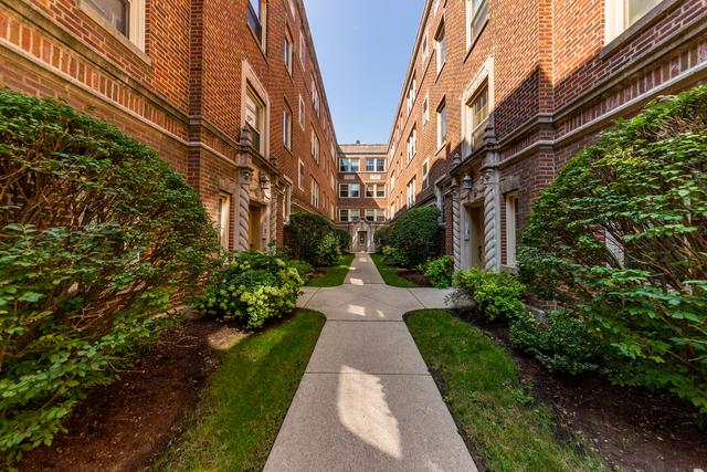 7320 N. Honore St. #302, Chicago, IL 60626