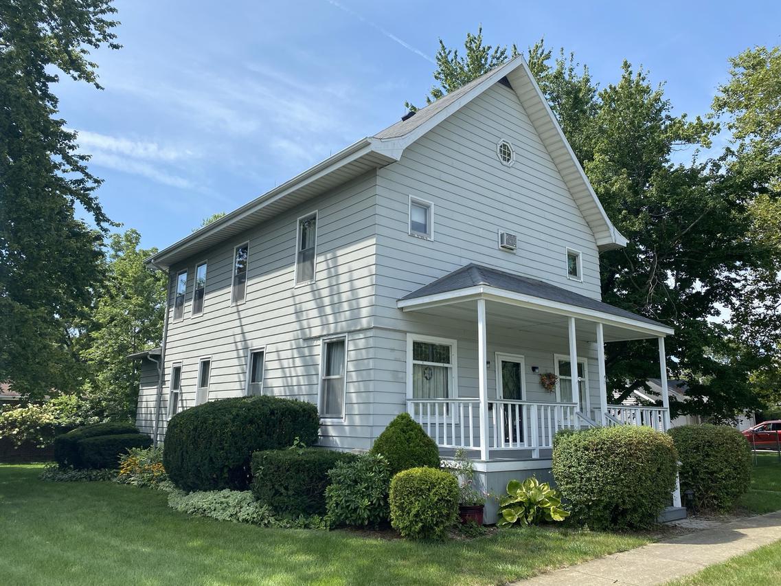 527 E 13th St., Gibson City, IL 60936