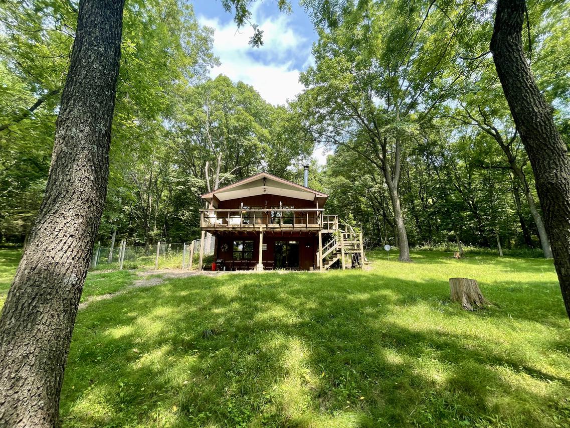 8008 W Blanding Rd., Hanover, IL 61041