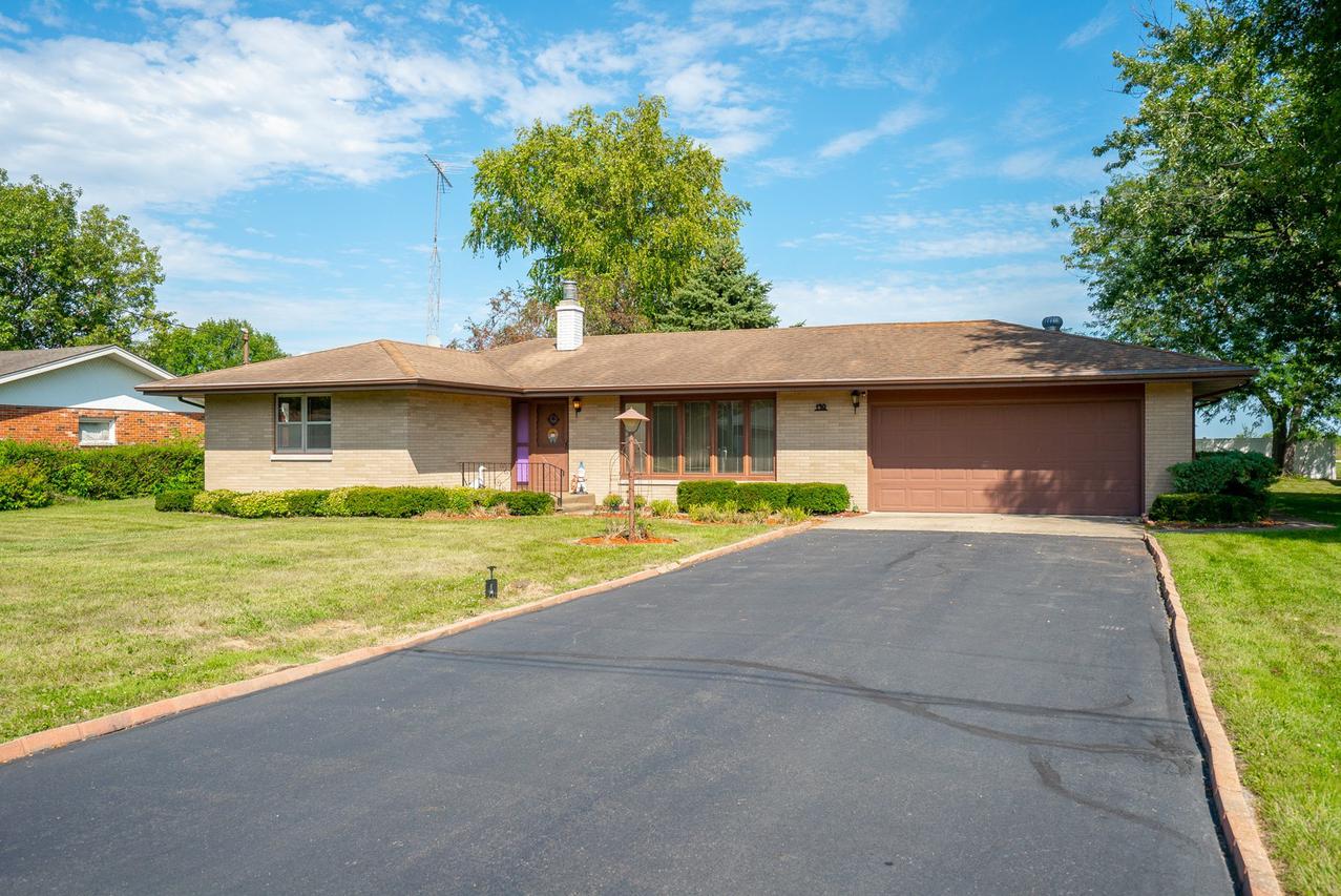 190 N Forrest Dr., Mazon, IL 60444