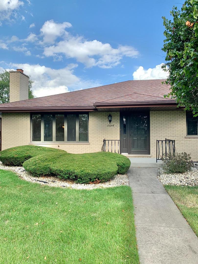 15644 Wild Rose Ln. #15, Orland Park, IL 60462