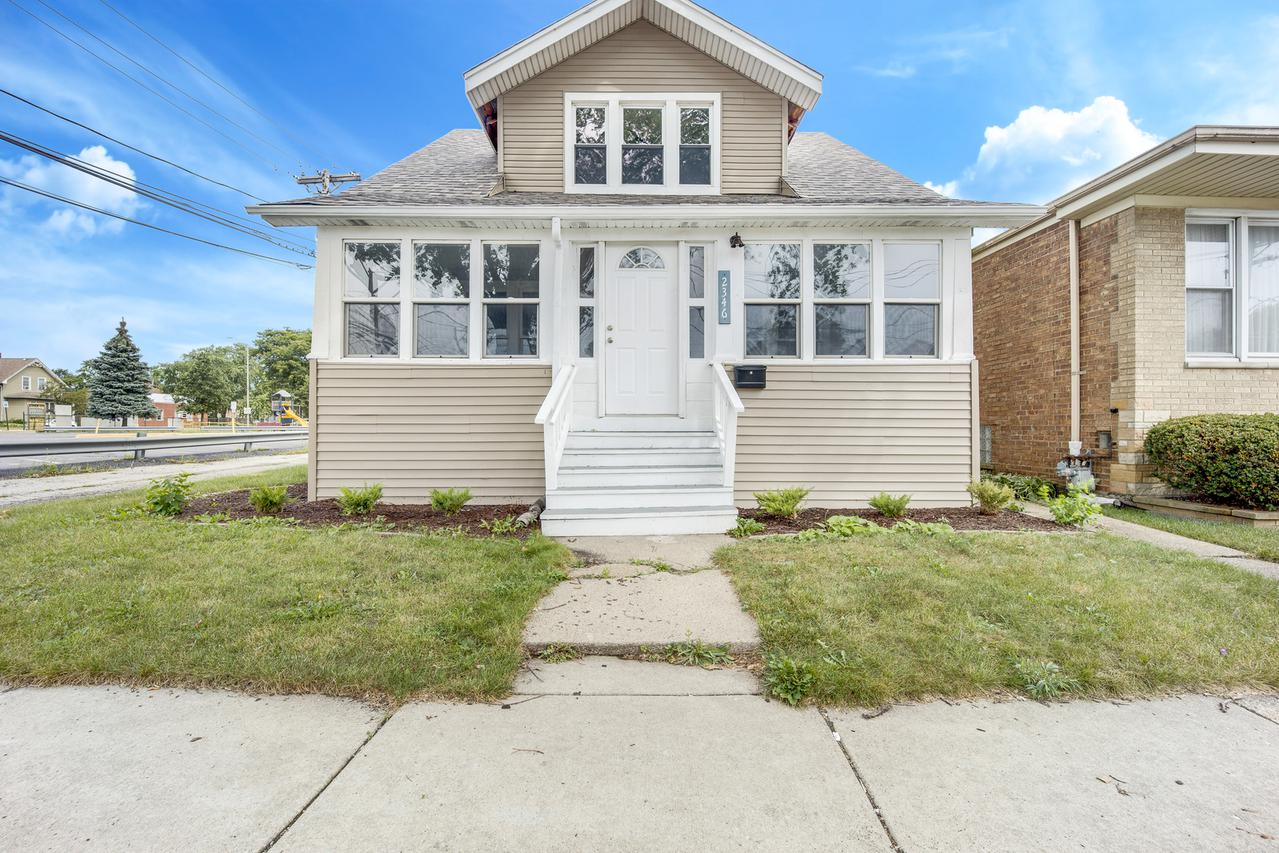2346 Krueger St., Blue Island, IL 60406